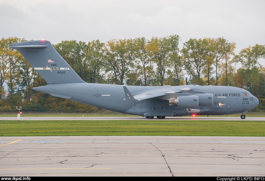 USAF – McDonnell Douglas C-17A Globemaster 06-6162