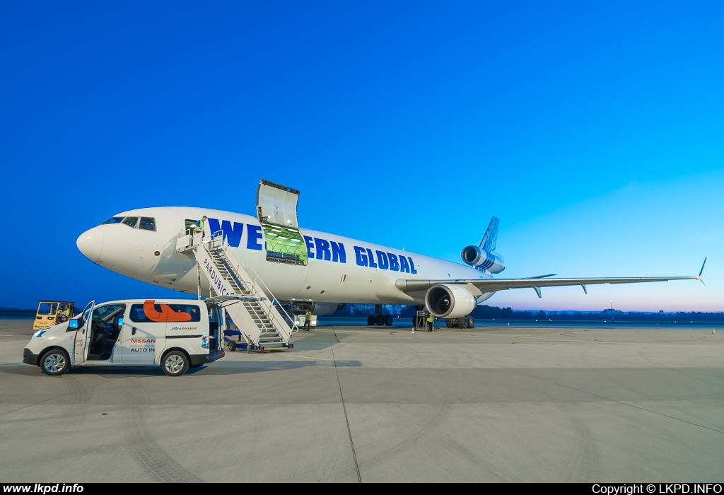 Western Global Airlines – McDonnell Douglas MD-11F N412SN