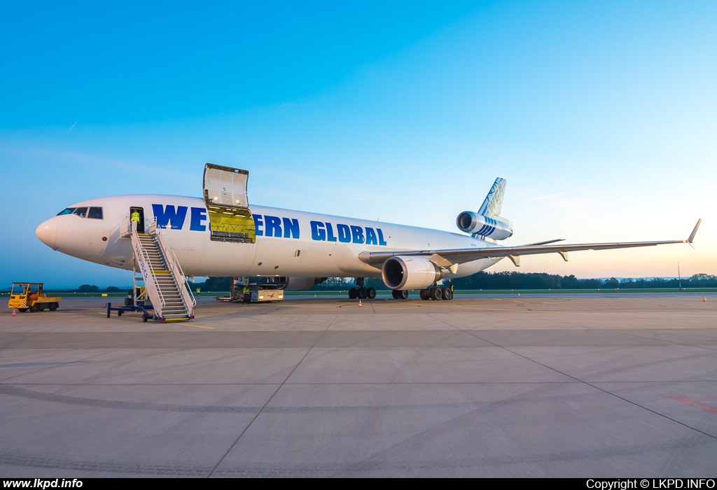 Western Global Airlines – McDonnell Douglas MD-11F N412SN