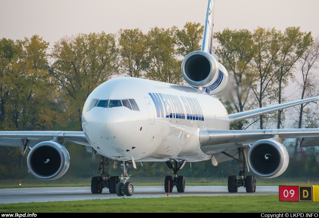 Western Global Airlines – McDonnell Douglas MD-11F N412SN