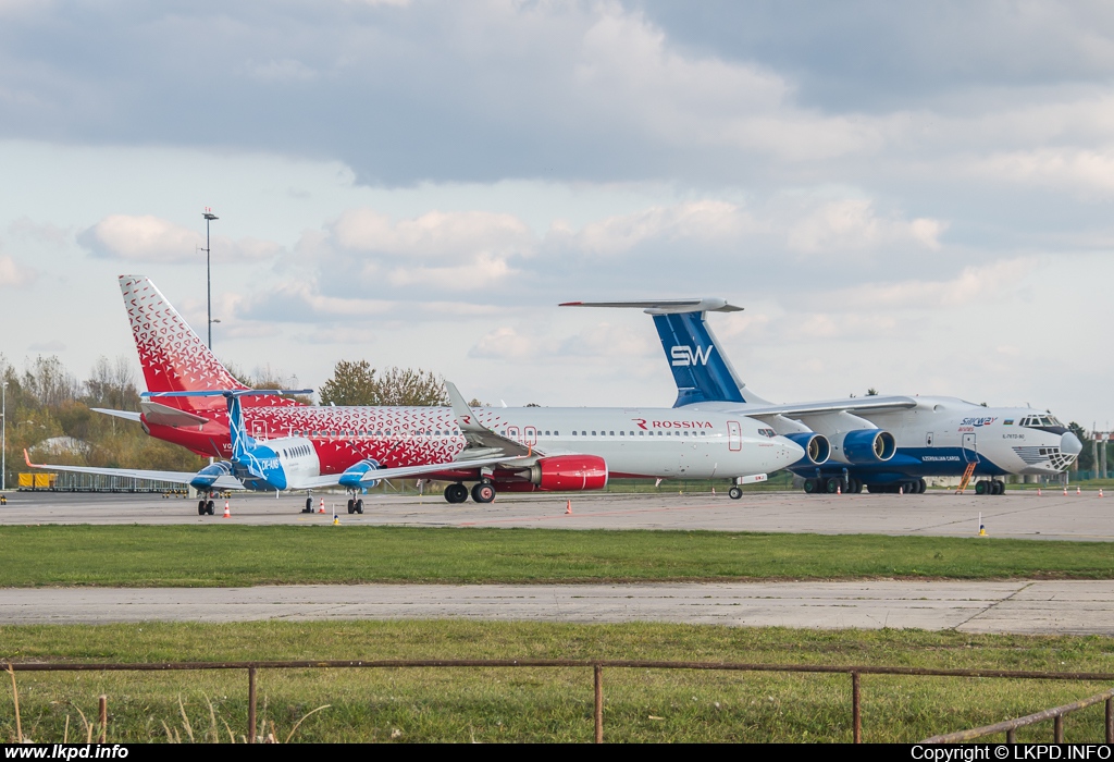 Rossia – Boeing B737-8LJ VQ-BWJ