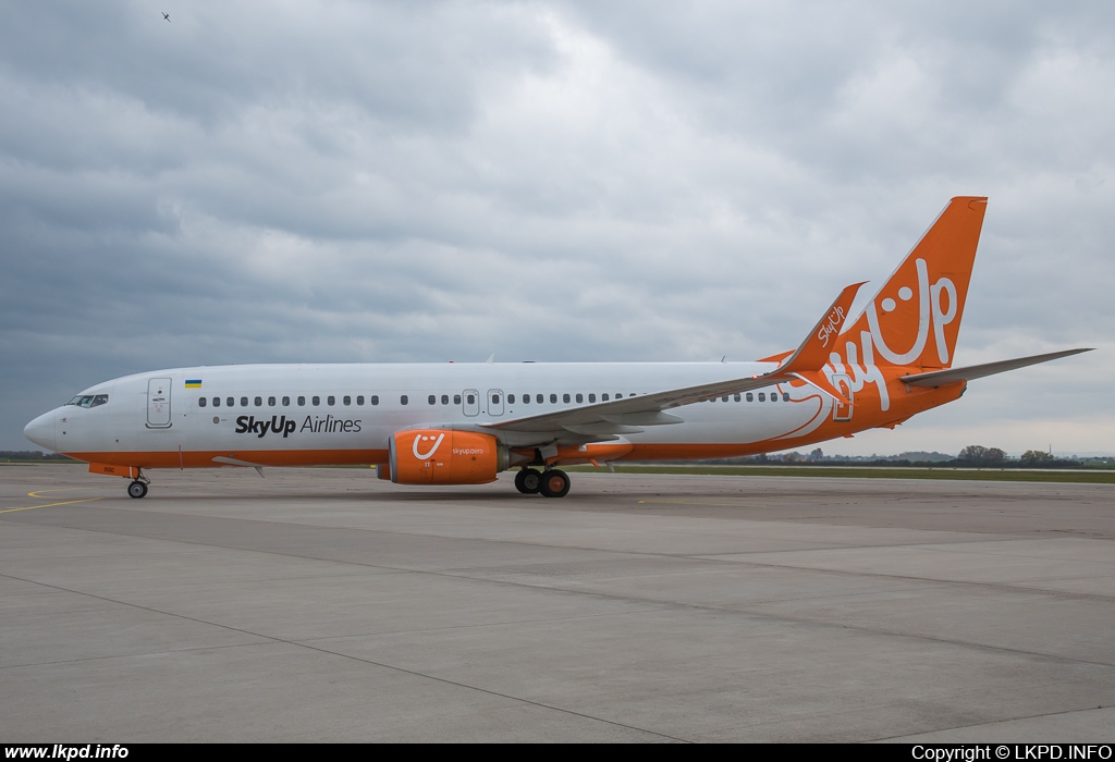 SkyUp – Boeing B737-8H6 UR-SQC