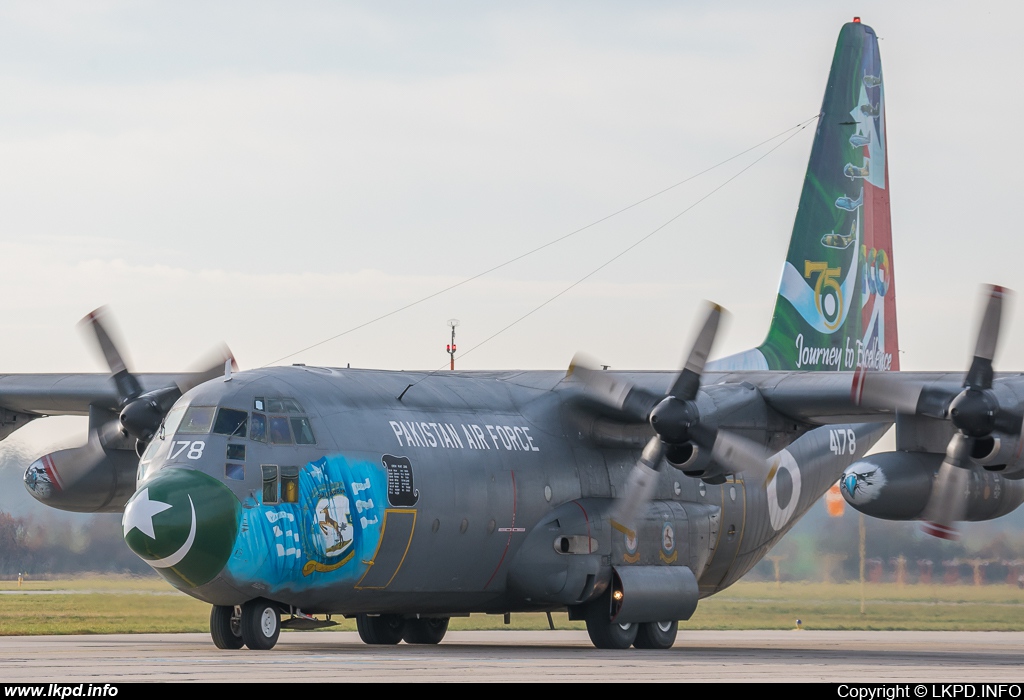 Pakistan Air Force – Lockheed C-130E Hercules 4178