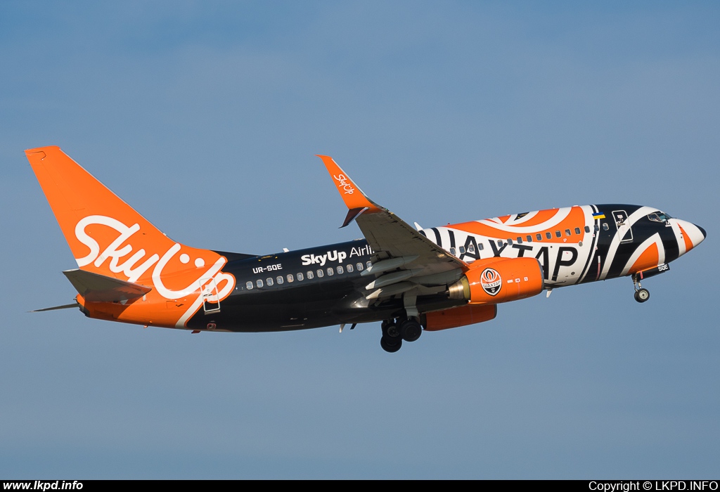 SkyUp – Boeing B737-75C UR-SQE