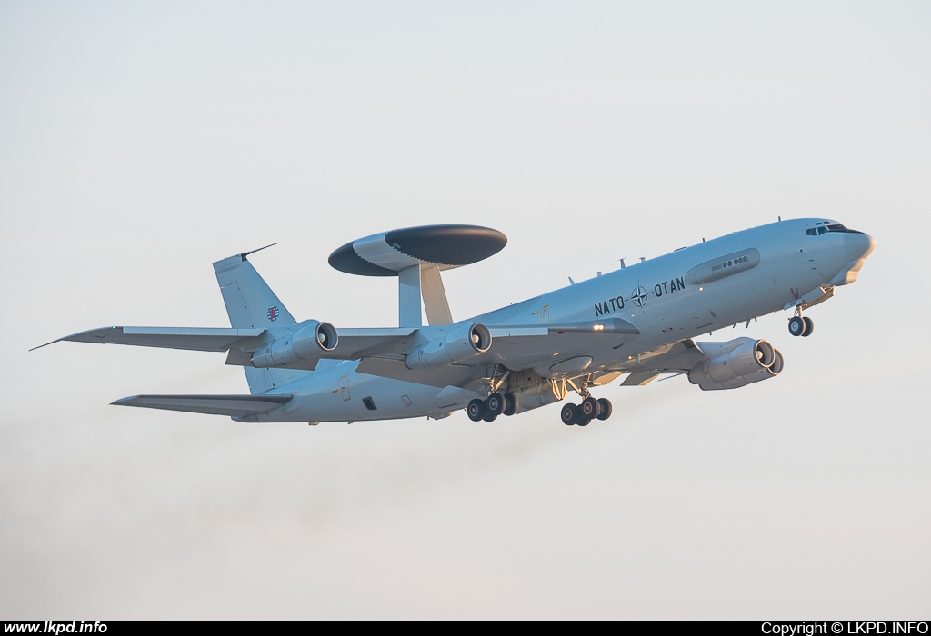 NATO – Boeing E-3A AWACS LX-N90452