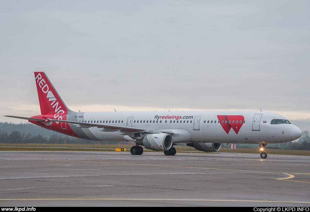 Red Wings – Airbus A321-211 VP-BAN