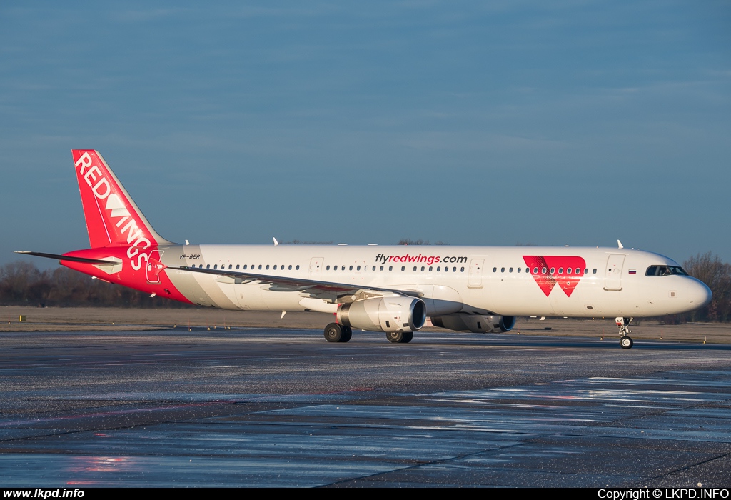 Red Wings – Airbus A321-231 VP-BER