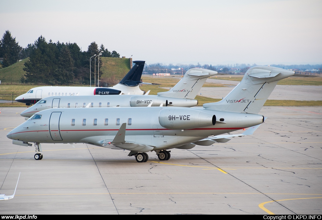 VistaJet – Bombardier BD-100-1A10 Challenger 350 9H-VCE