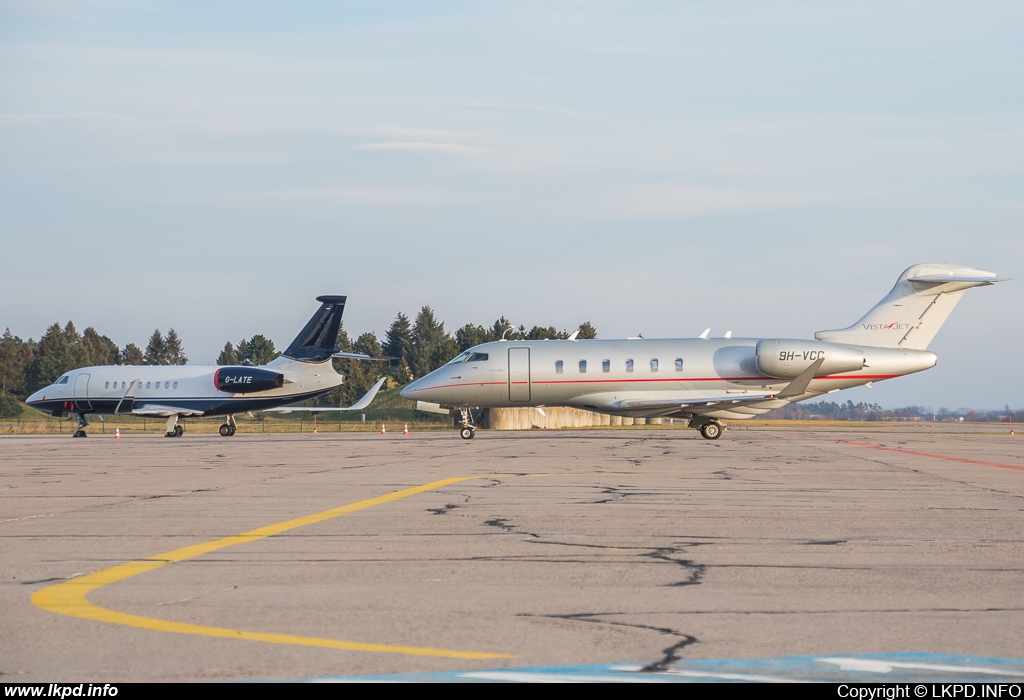 VistaJet – Bombardier BD-100-1A10 Challenger 350 9H-VCC