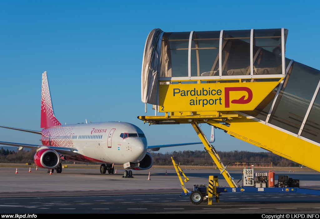 Rossia – Boeing B737-8LJ VP-BOH