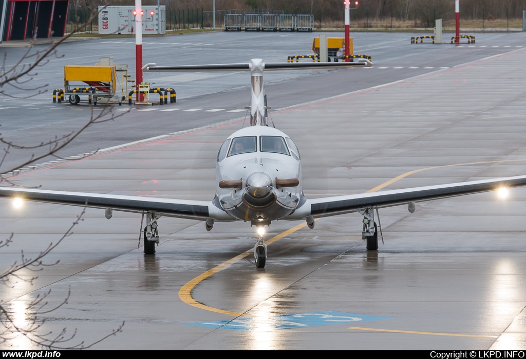 Tatra Jet – Pilatus PC-12/47E OM-TVV