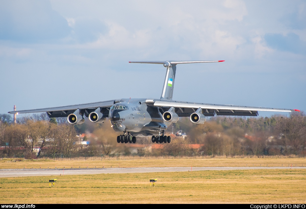 Uzbekistan Air Force – Iljuin IL-76MD UK-76007