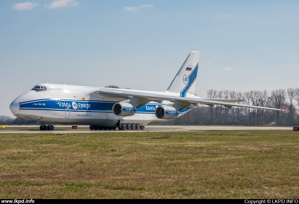 Volga-Dnepr Airlines – Antonov AN-124-100 RA-82078