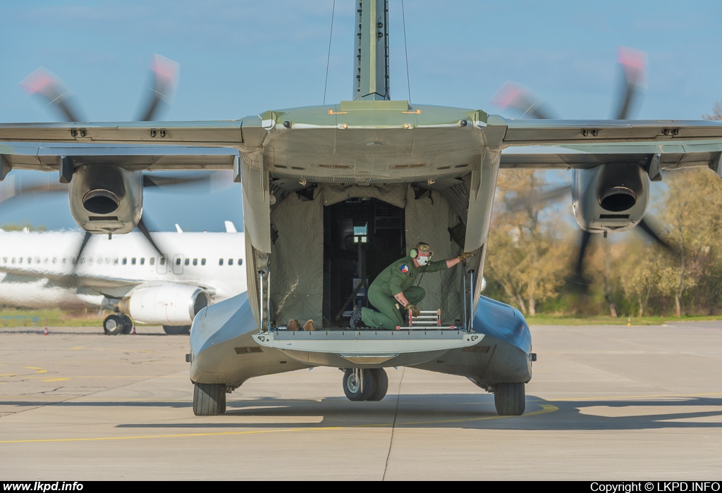 Czech Air Force – CASA C-295M 0452