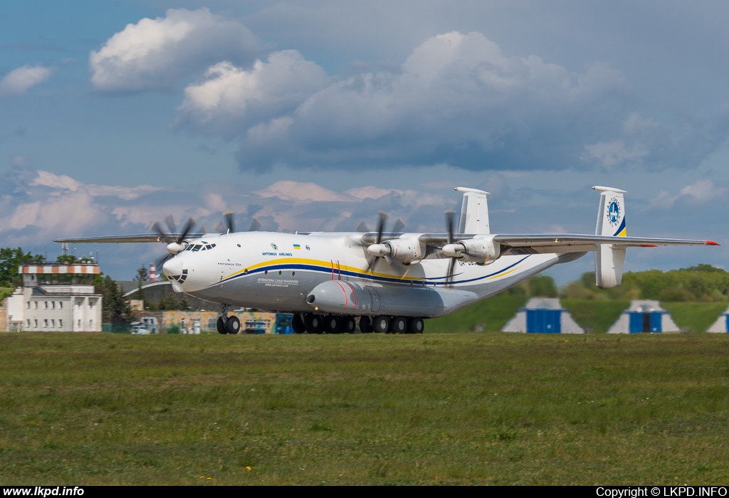 Antonov Design Bureau – Antonov AN-22A UR-09307