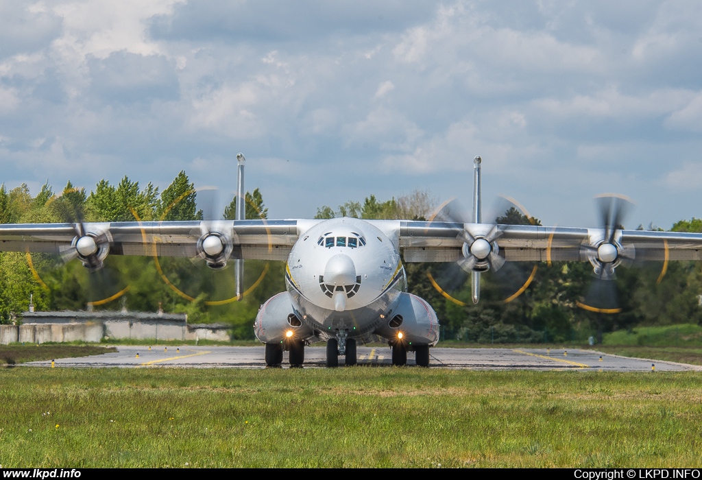 Antonov Design Bureau – Antonov AN-22A UR-09307