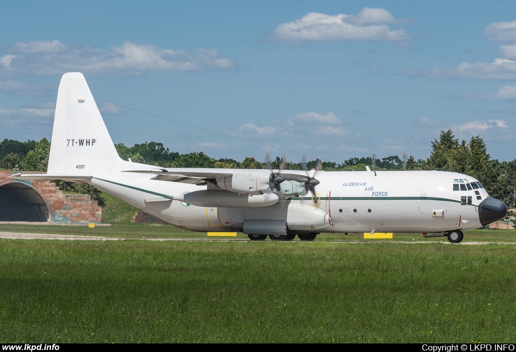 Algeria Air Force – Lockheed C-130H-30 Hercules 7T-WHP