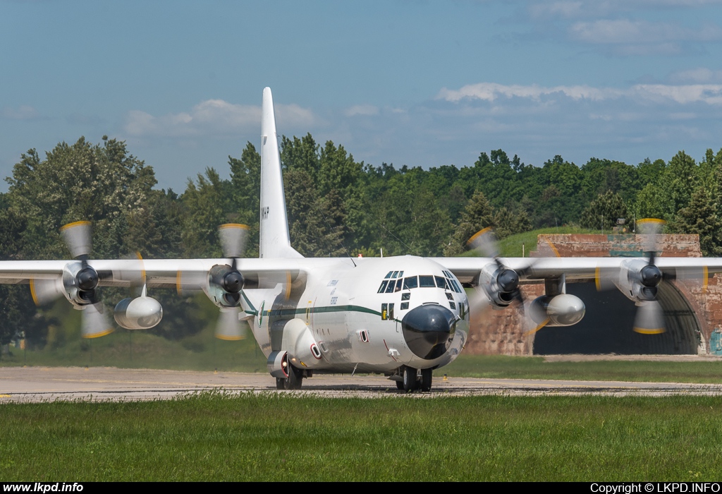 Algeria Air Force – Lockheed C-130H-30 Hercules 7T-WHP