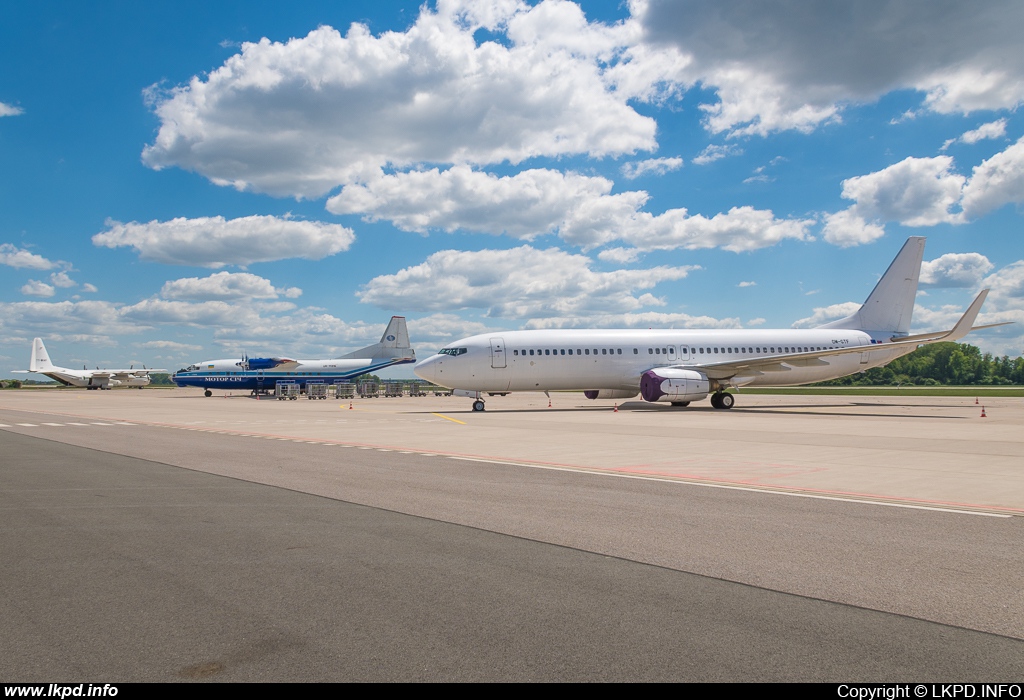 Go2Sky – Boeing B737-86J OM-GTF