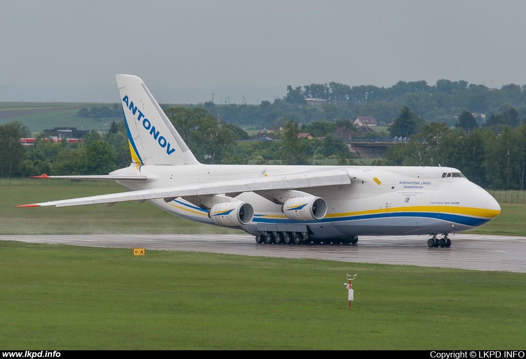 Antonov Design Bureau – Antonov AN-124-100M-150 UR-82008