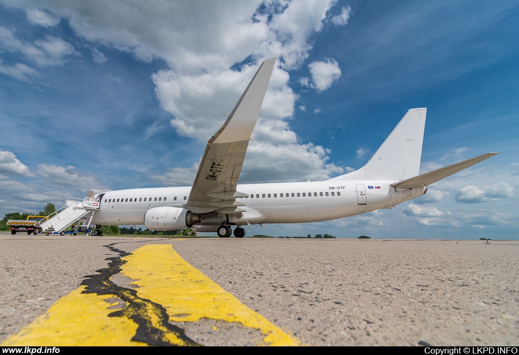 Go2Sky – Boeing B737-86J OM-GTF