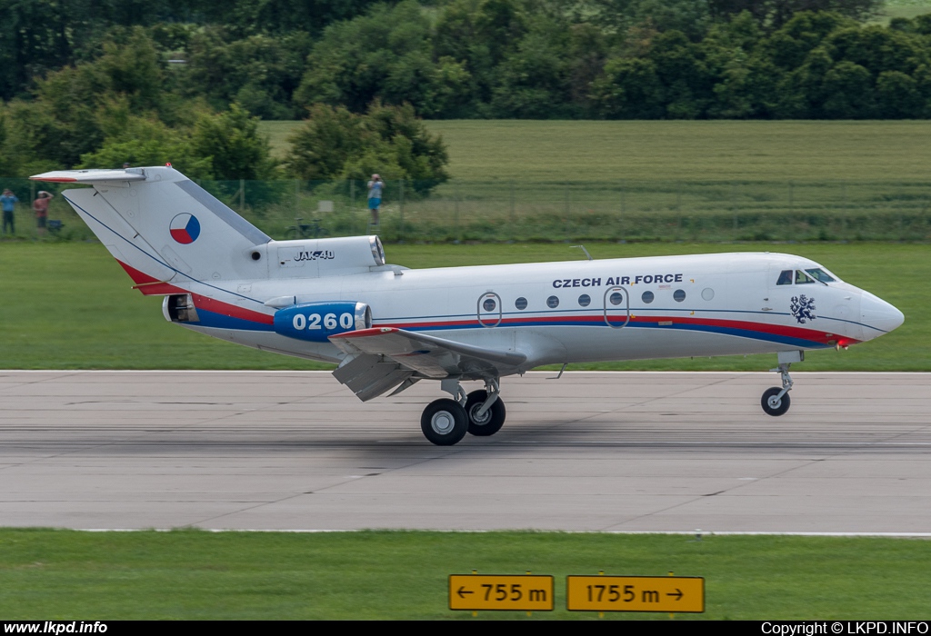 Czech Air Force – Yakovlev YAK-40 0260