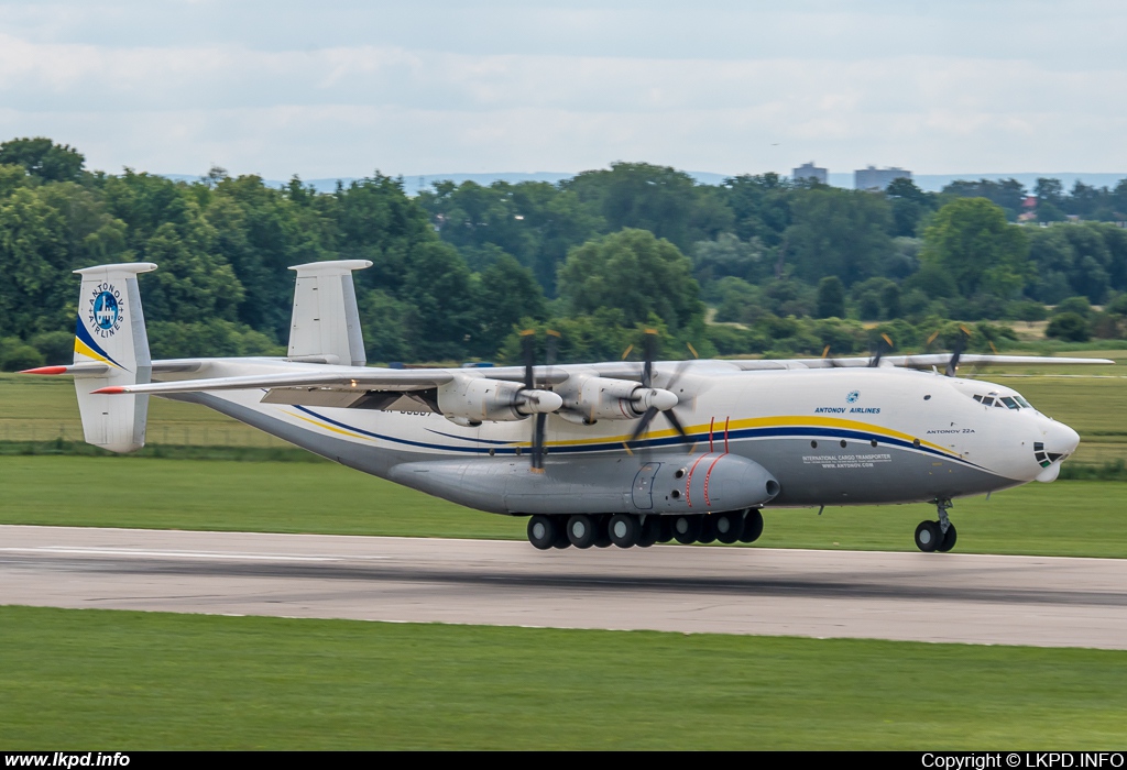 Antonov Design Bureau – Antonov AN-22A UR-09307