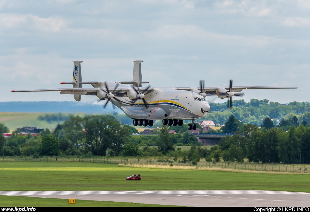 Antonov Design Bureau – Antonov AN-22A UR-09307