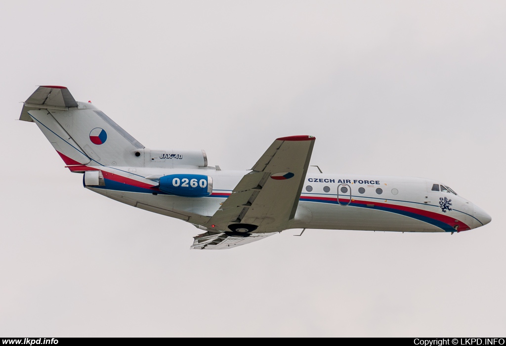 Czech Air Force – Yakovlev YAK-40 0260