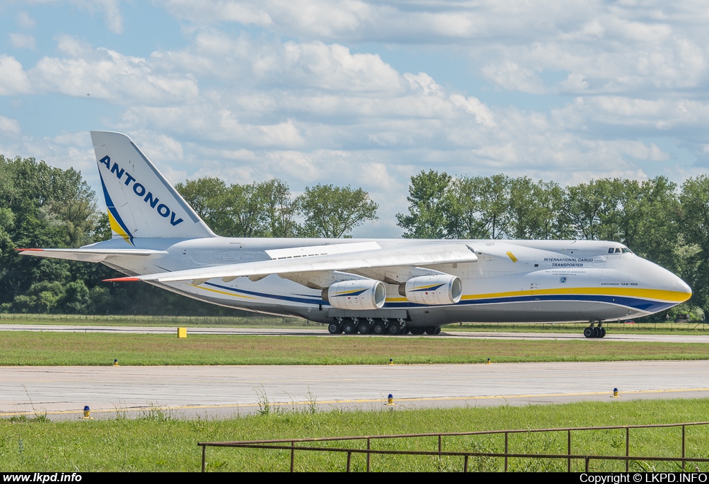 Antonov Design Bureau – Antonov AN-124-100 UR-82073