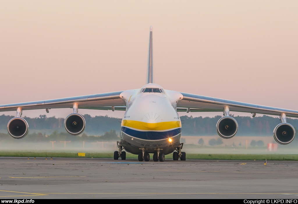 Antonov Design Bureau – Antonov AN-124-100 UR-82073