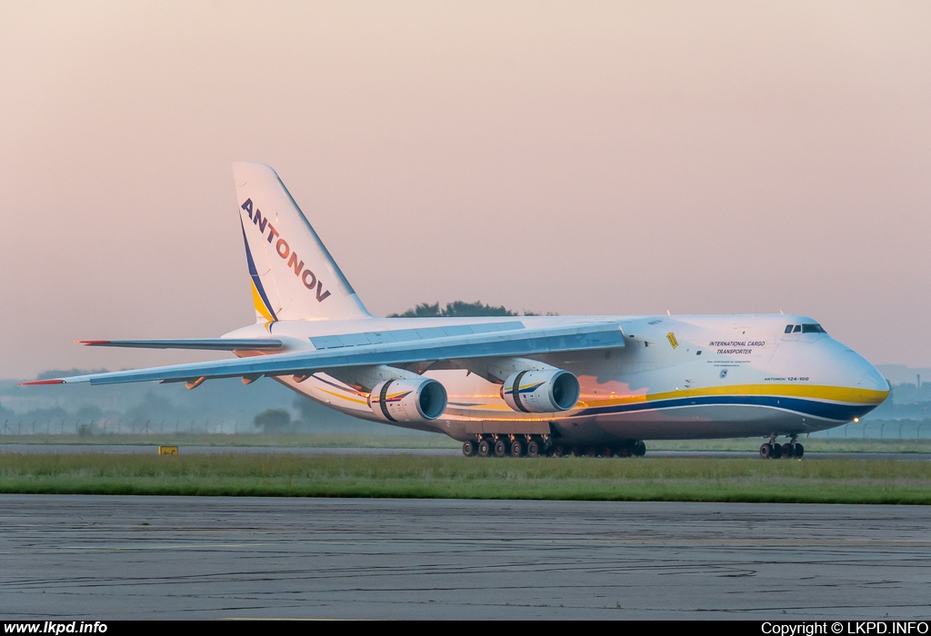 Antonov Design Bureau – Antonov AN-124-100 UR-82073