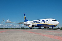 Ryanair – Boeing B737-8AS EI-DWT