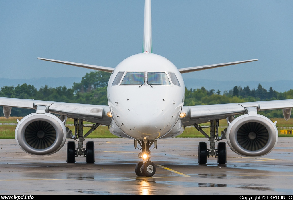 Bulgaria Air – Embraer ERJ-190-100IGW 190AR LZ-VAR