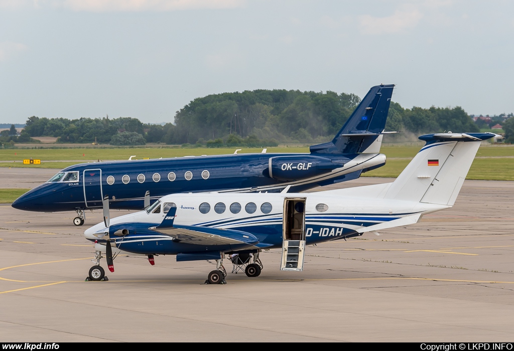 Haering – Beech 200GT/250 D-IDAH