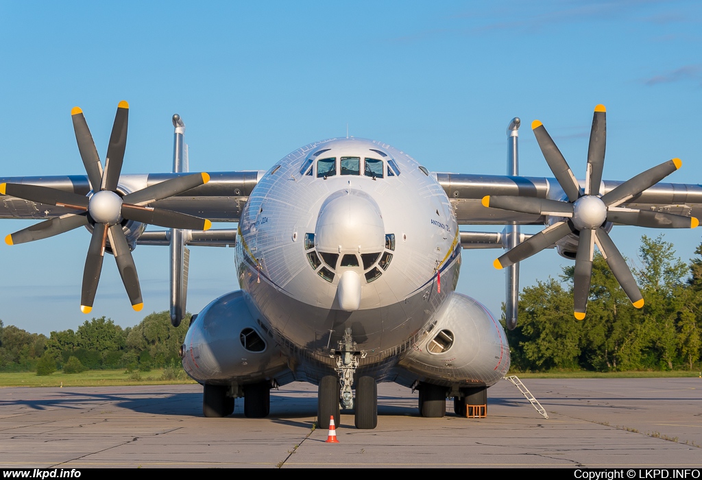 Antonov Design Bureau – Antonov AN-22A UR-09307