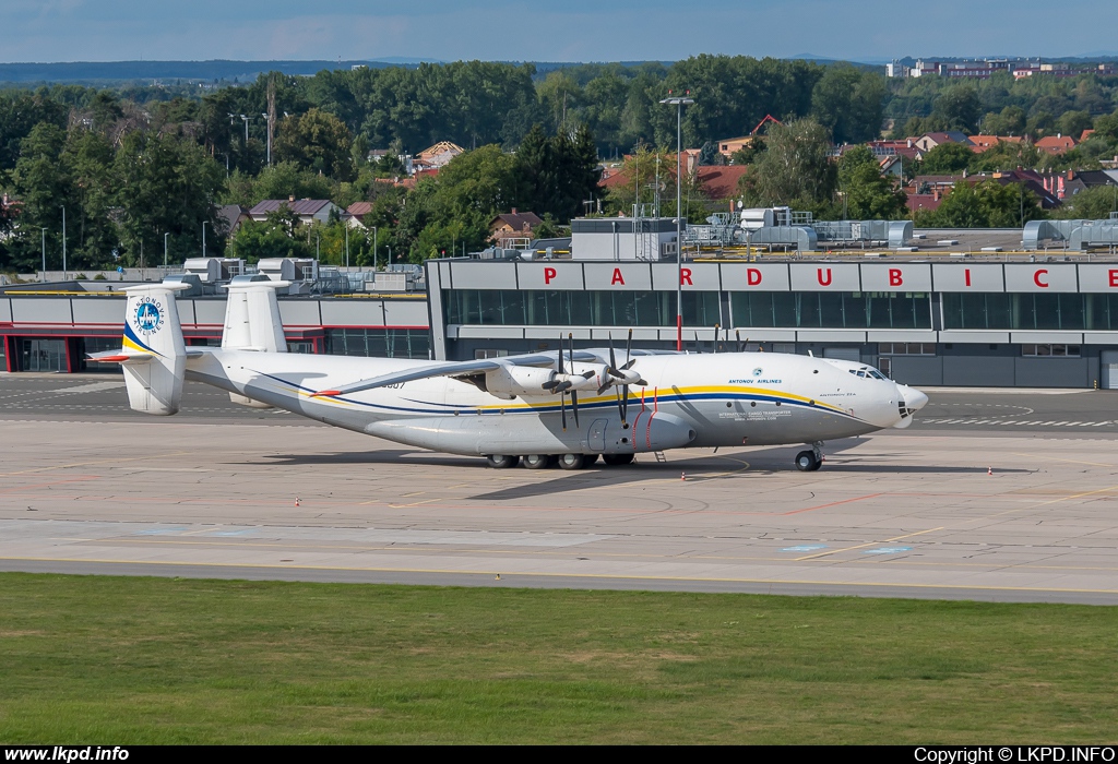 Antonov Design Bureau – Antonov AN-22A UR-09307