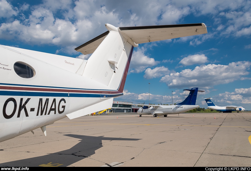 Private/Soukrom – Beech 200 OK-MAG