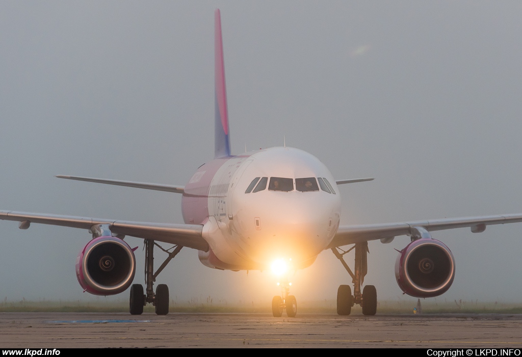 Wizz Air – Airbus A320-232 HA-LYX