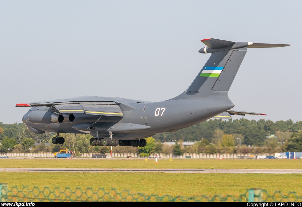 Uzbekistan Air Force – Iljuin IL-76MD UK-76007