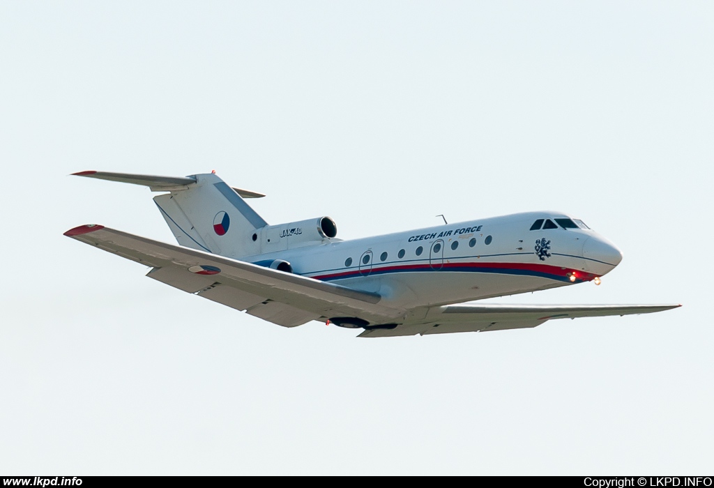 Czech Air Force – Yakovlev YAK-40 1257