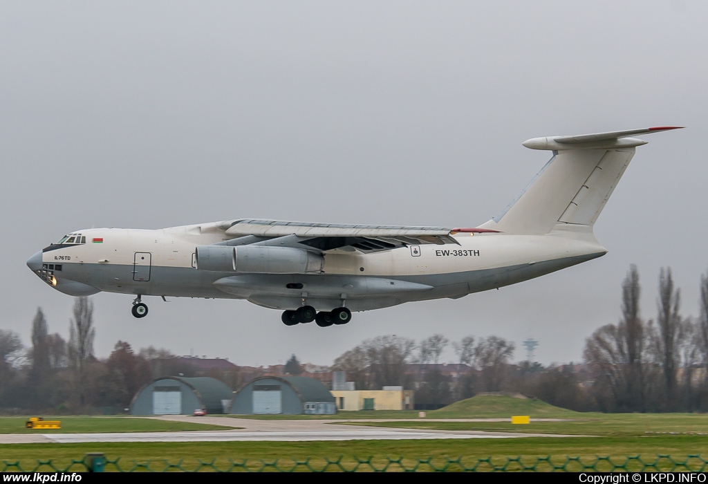 Ruby Star Airways – Iljuin IL-76TD EW-383TH