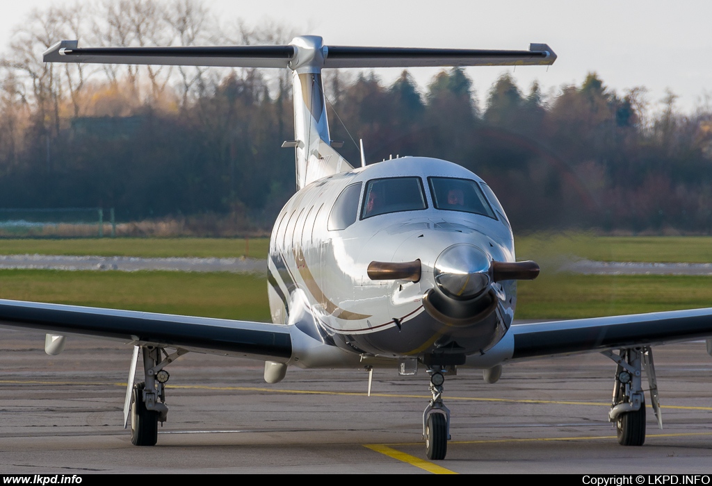 Tatra Jet – Pilatus PC-12/47E OM-TVV