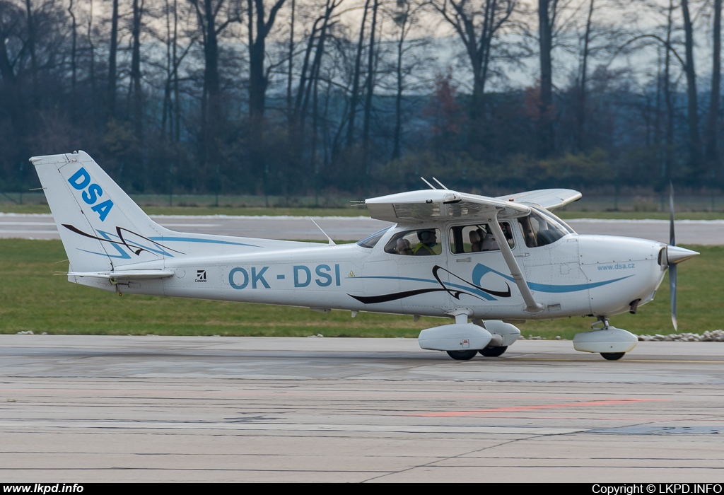 Delta System Air – Cessna 172S Skyhawk SP OK-DSI