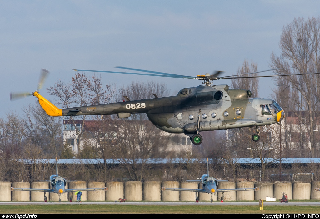 LOM-CLV – Mil Mi-17 0828