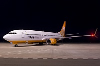 SkyUp – Boeing B737-86Q UR-SQH