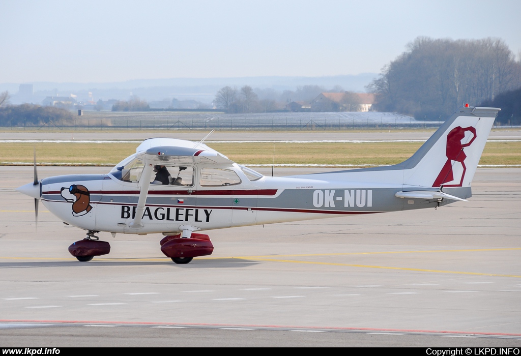 Private/Soukrom – Reims FR172J OK-NUI