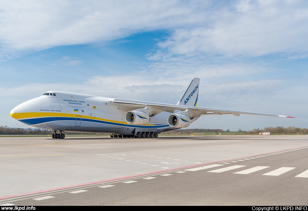 Antonov Design Bureau – Antonov AN-124-100M-150 UR-82008