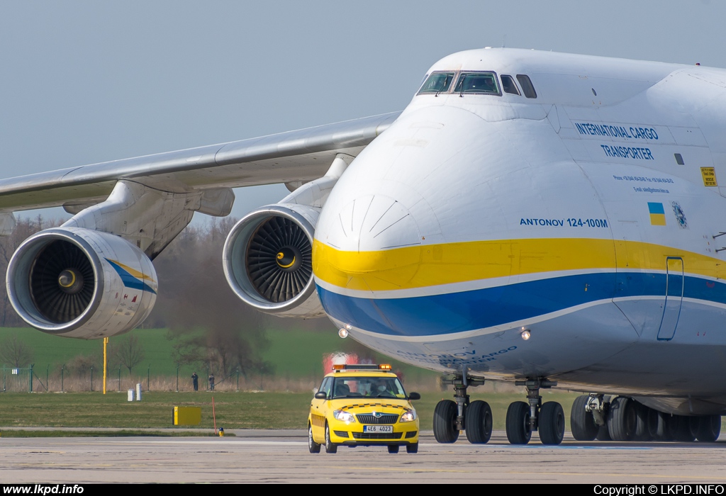 Antonov Design Bureau – Antonov AN-124-100M-150 UR-82008