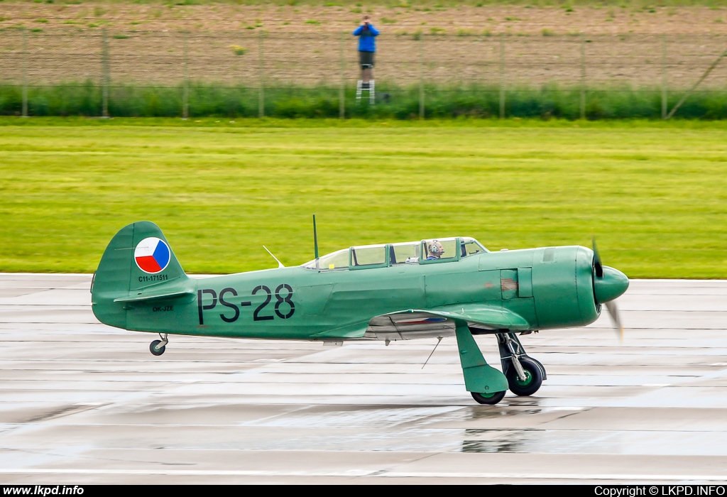 LOM-CLV – Let C-11 (Yak-11) OK-JZE